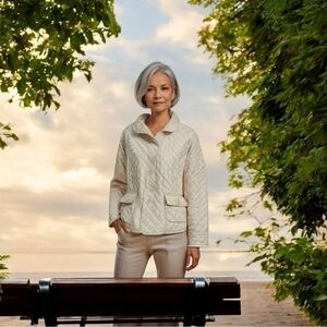 Women’s Jacket VAN HEUSEN Quilted Jacket Lightweight Beige Button Front Puffer